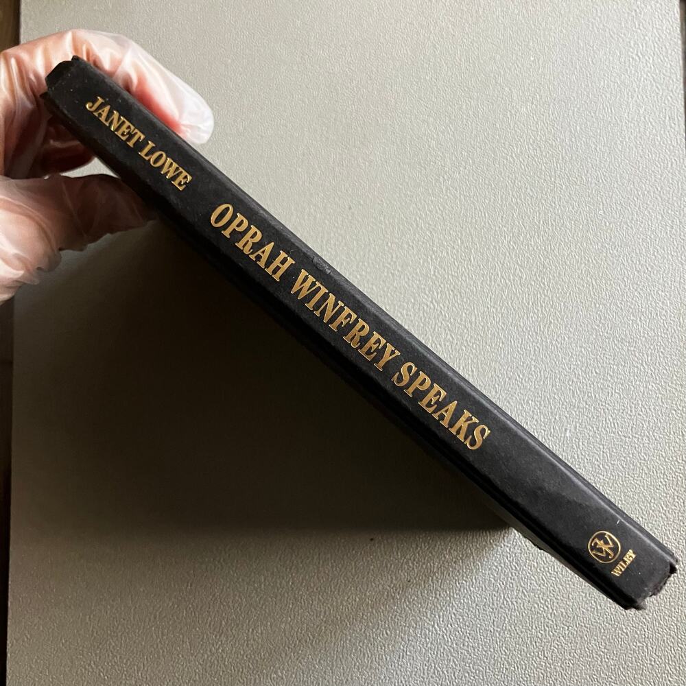 Oprah Winfrey Speaks Hardcover Book by Janet Lowe 1998 Wiley Edition